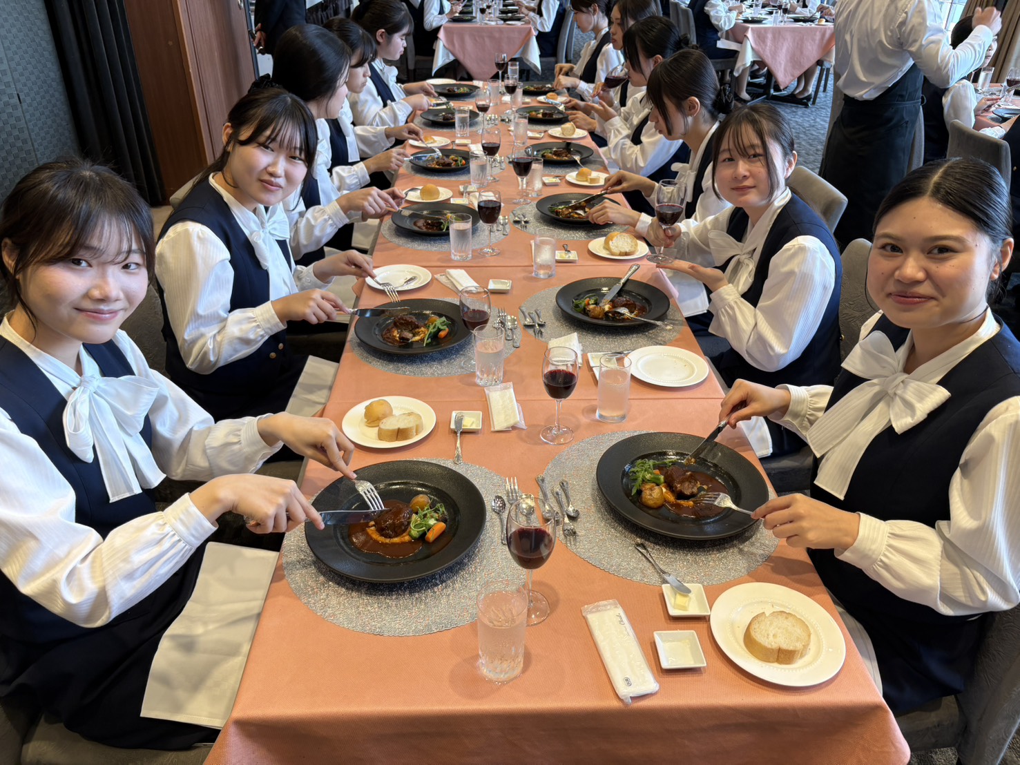 キャリア養成学科✈洋食テーブルマナー研修🍽